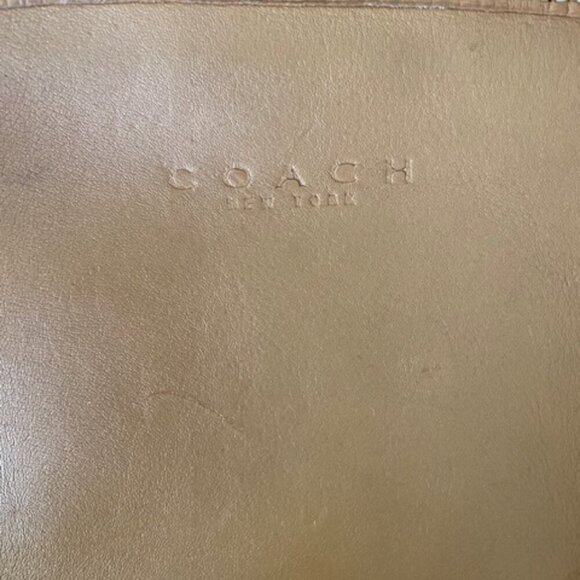 COACH Vintage British Tan Classic Kit Camera Crossbody Purse - Picture 7 of 16